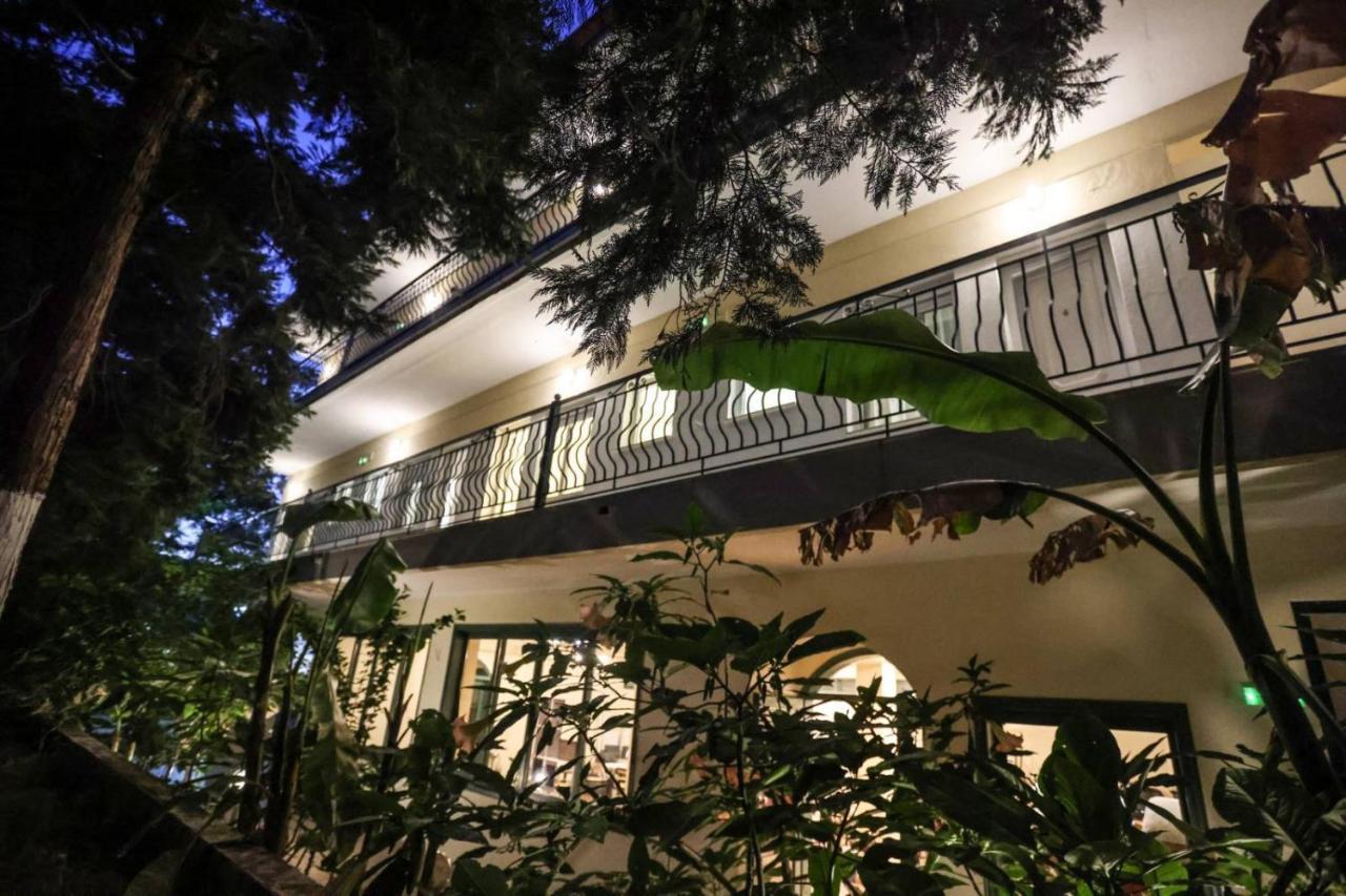 Spanos Apartments Anna'S Lodge Polychrono Exterior foto